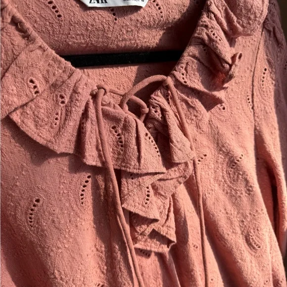 Zara Rose Ruffle Eyelet Blouse - Picture 2 of 4